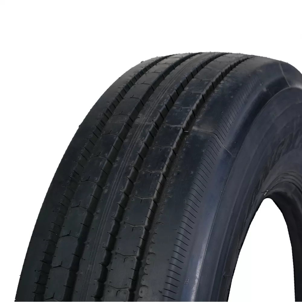 Грузовая шина 295/80 R22,5 Long March LM-216 18PR в Снежинске